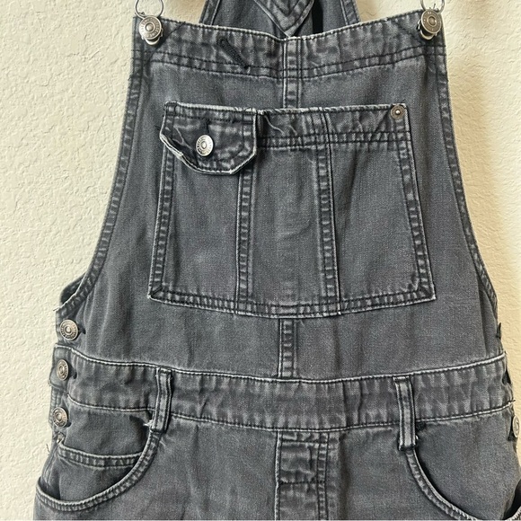 Free People We The Free Ziggy Denim Jean Bib Shortalls Black Gray Wash XS - Picture 7 of 16